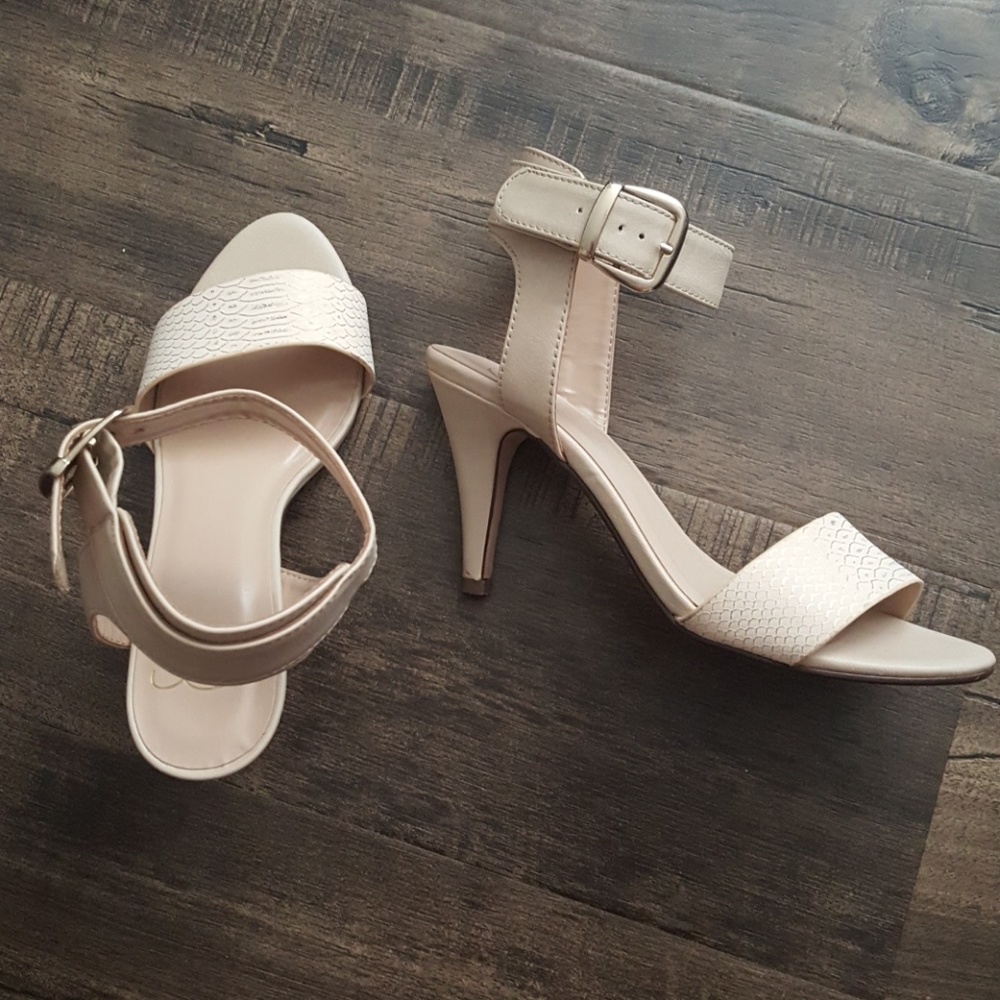 Kitten Heels